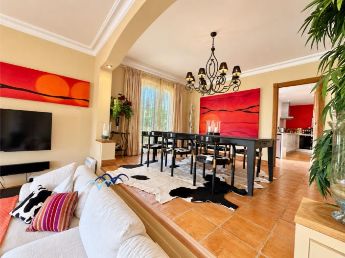 Image No.11-4 Bed Villa for sale