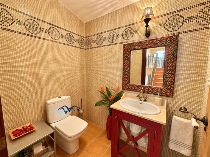 Image No.15-4 Bed Villa for sale