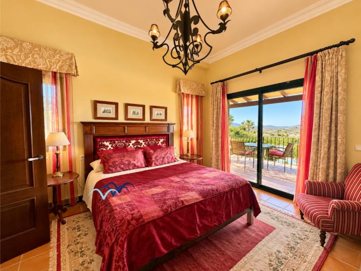 Image No.18-4 Bed Villa for sale