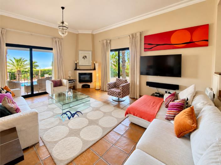 Image No.9-4 Bed Villa for sale