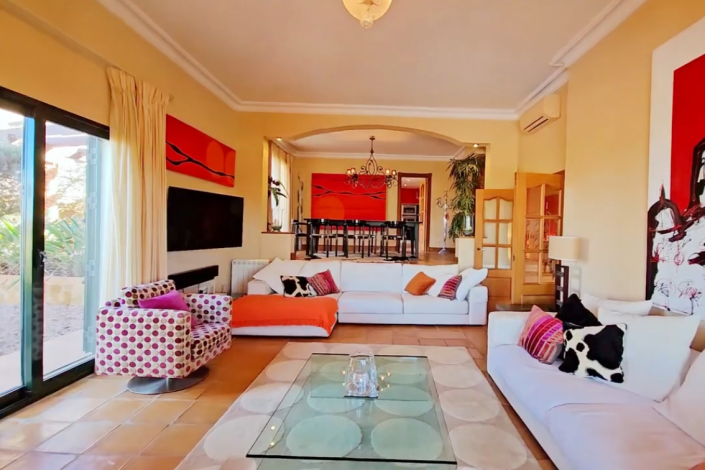 Image No.12-4 Bed Villa for sale