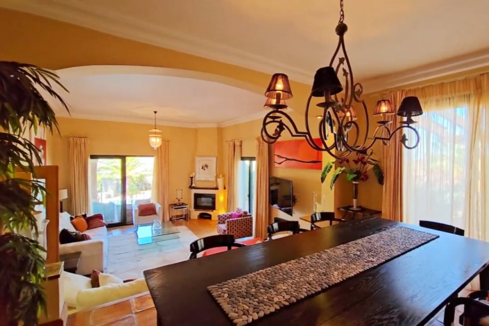 Image No.14-4 Bed Villa for sale