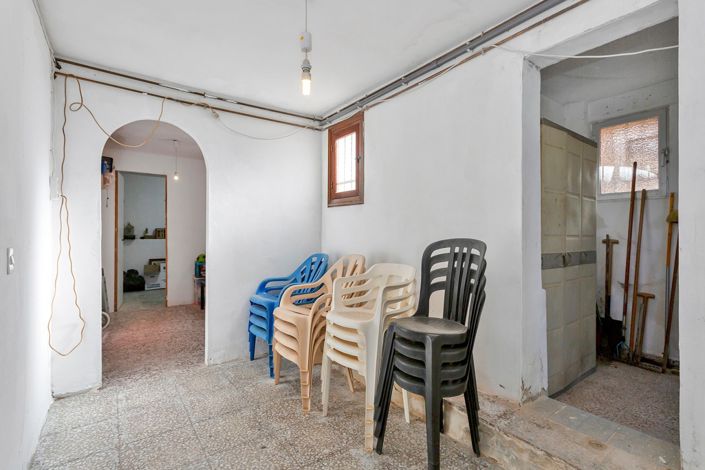 Image No.31-2 Bed Property for sale