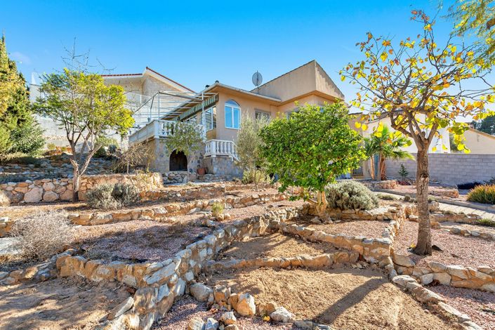 Image No.40-2 Bed Property for sale