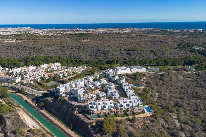 Image No.34-2 Bed Property for sale