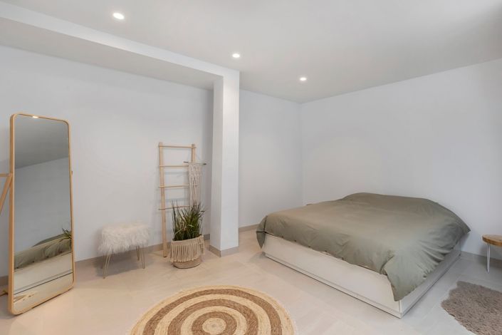 Image No.24-3 Bed Villa for sale