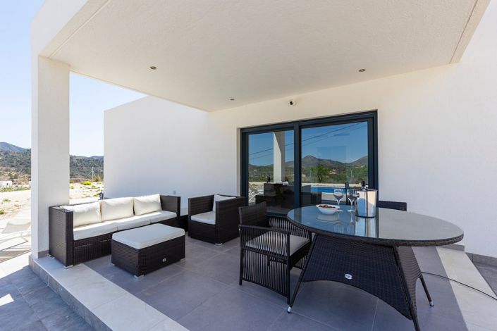 Image No.26-3 Bed Villa for sale