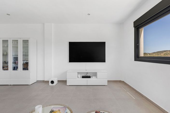 Image No.8-3 Bed Villa for sale