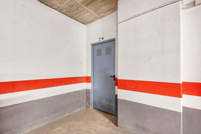 Image No.25-2 Bed Property for sale