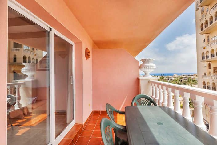 Image No.5-2 Bed Property for sale