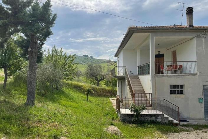 Image No.5-3 Bed Country House for sale