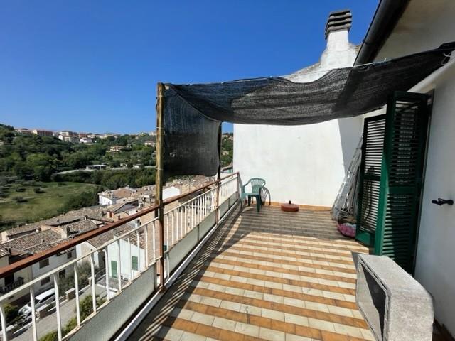 Image No.30-3 Bed Townhouse for sale