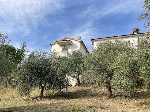 Image No.1-Maison de 6 chambres à vendre à Montefino