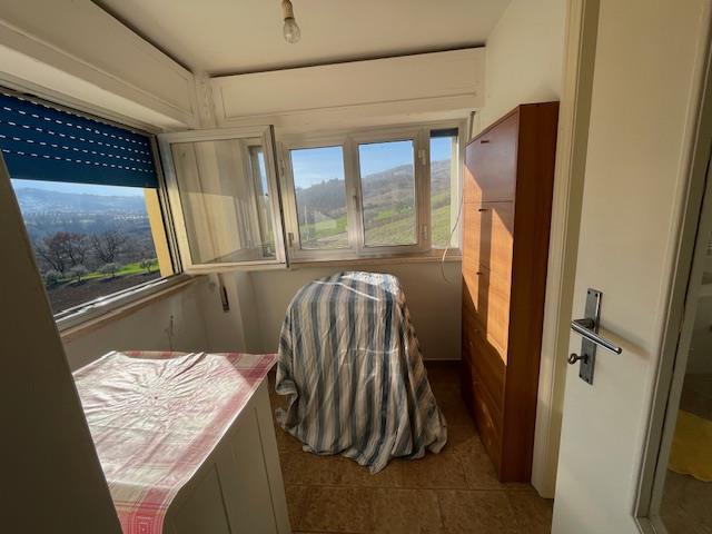 Image No.16-Maison de campagne de 2 chambres à vendre à Bisenti