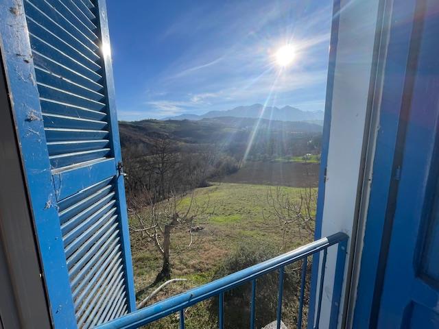 Image No.20-Maison de campagne de 2 chambres à vendre à Bisenti