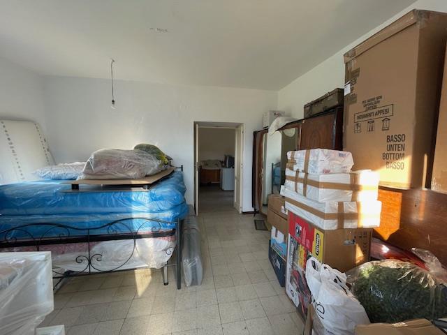 Image No.23-Maison de campagne de 2 chambres à vendre à Bisenti