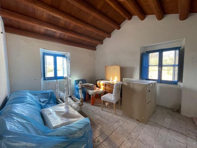 Image No.28-Maison de campagne de 2 chambres à vendre à Bisenti