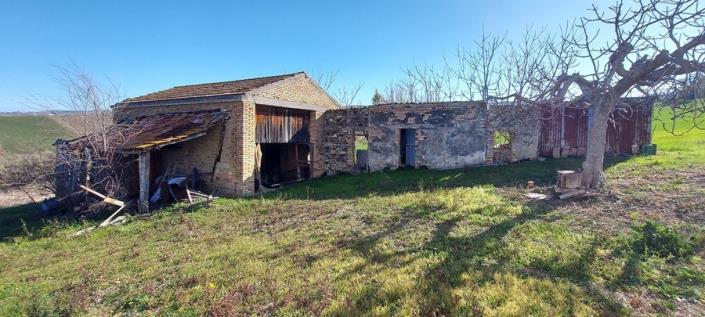 Image No.4-4 Bed Country House for sale