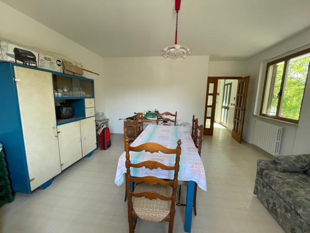 Image No.10-3 Bed Country House for sale