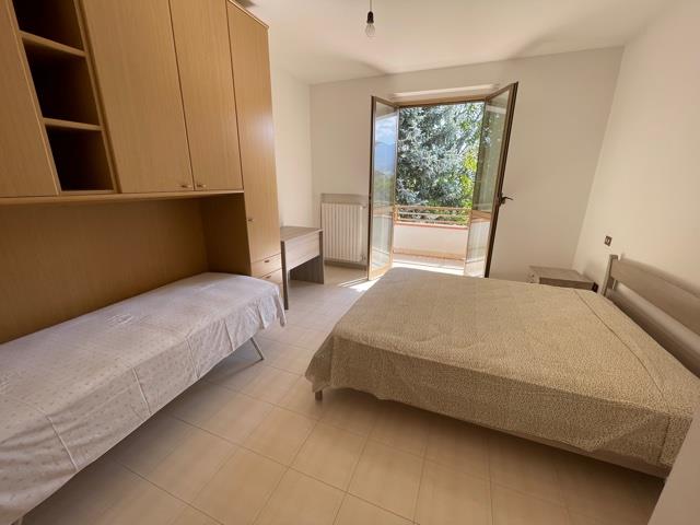 Image No.24-3 Bed Country House for sale