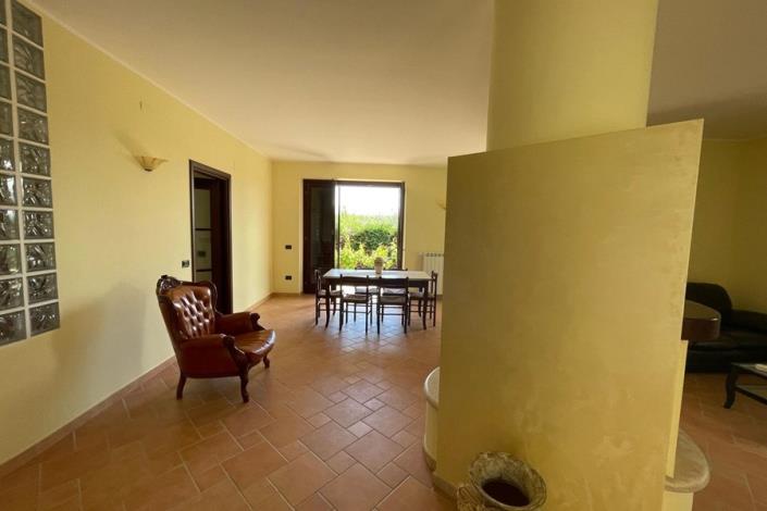 Image No.10-Villa de 4 chambres à vendre à Moscufo