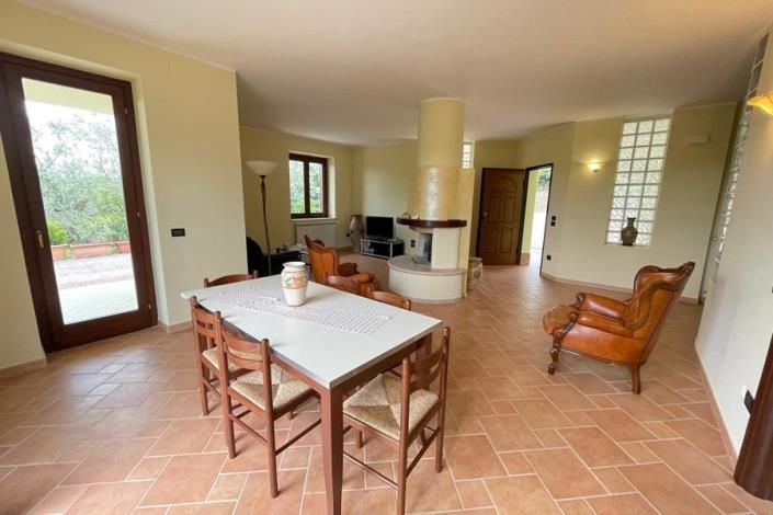 Image No.12-Villa de 4 chambres à vendre à Moscufo