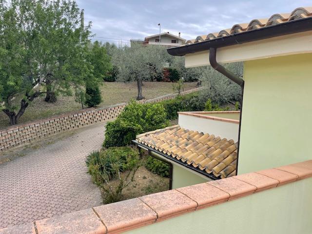 Image No.32-Villa de 4 chambres à vendre à Moscufo