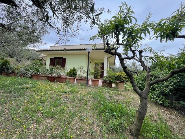 Image No.34-Villa de 4 chambres à vendre à Moscufo