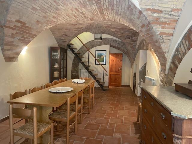 Image No.4-Appartement de 2 chambres à vendre à Loreto Aprutino