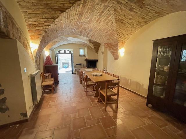 Image No.5-Appartement de 2 chambres à vendre à Loreto Aprutino