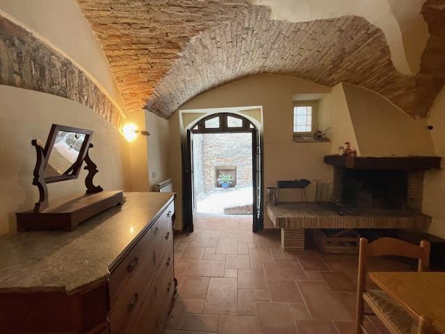 Image No.7-Appartement de 2 chambres à vendre à Loreto Aprutino