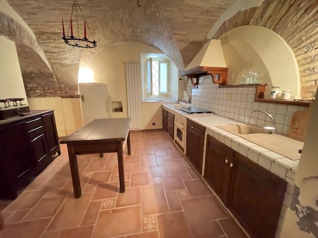 Image No.8-Appartement de 2 chambres à vendre à Loreto Aprutino