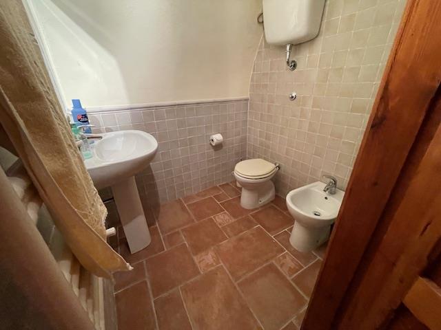 Image No.11-Appartement de 2 chambres à vendre à Loreto Aprutino