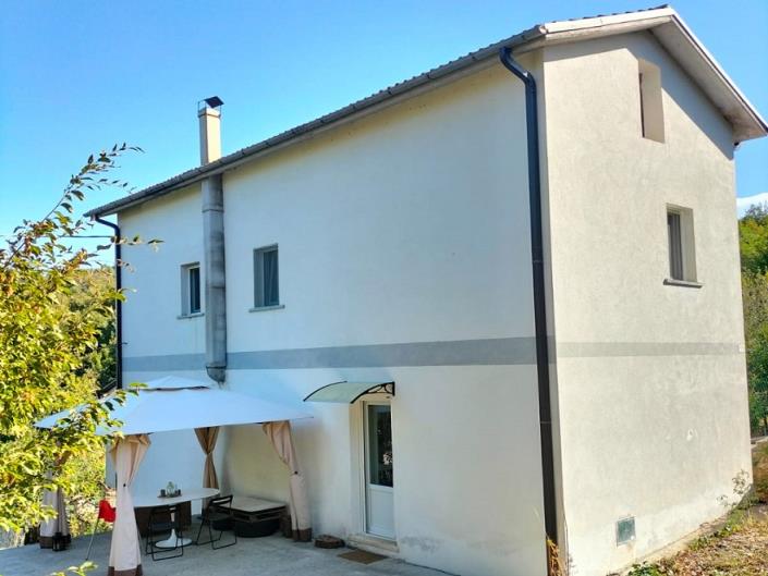 Image No.24-3 Bed Country House for sale