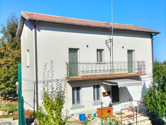 Image No.5-3 Bed Country House for sale