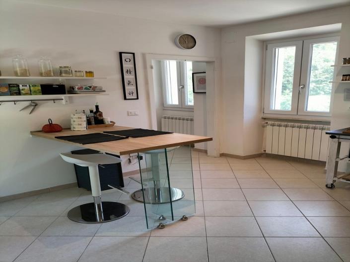 Image No.15-3 Bed Country House for sale