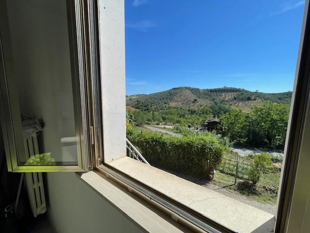 Image No.9-4 Bed Semi-Detached for sale