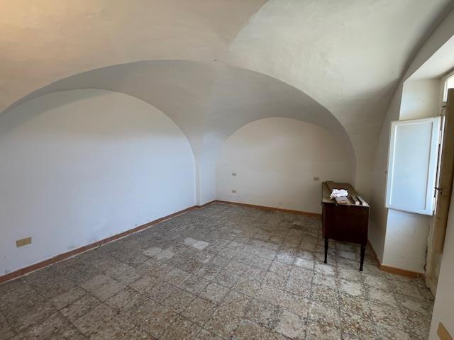 Image No.31-4 Bed Semi-Detached for sale