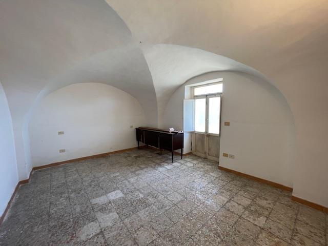 Image No.32-4 Bed Semi-Detached for sale