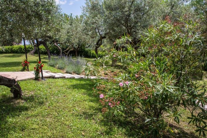 Image No.6-Maison de campagne de 3 chambres à vendre à Loreto Aprutino