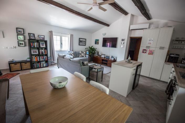 Image No.17-Maison de campagne de 3 chambres à vendre à Loreto Aprutino