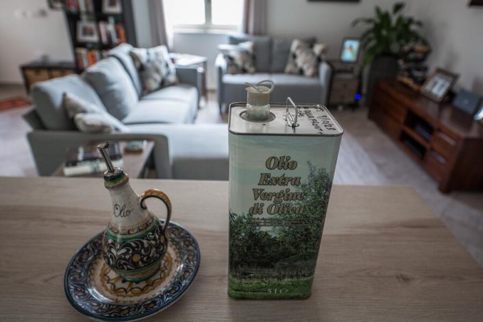 Image No.21-Maison de campagne de 3 chambres à vendre à Loreto Aprutino