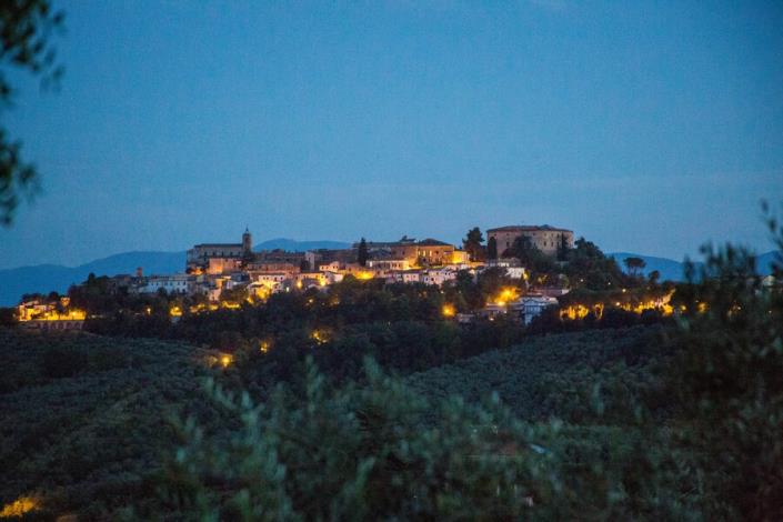 Image No.35-Maison de campagne de 3 chambres à vendre à Loreto Aprutino