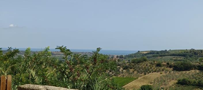 Image No.29-2 Bed Townhouse for sale