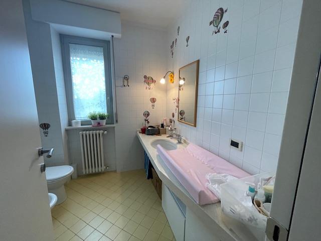 Image No.23-4 Bed Country House for sale