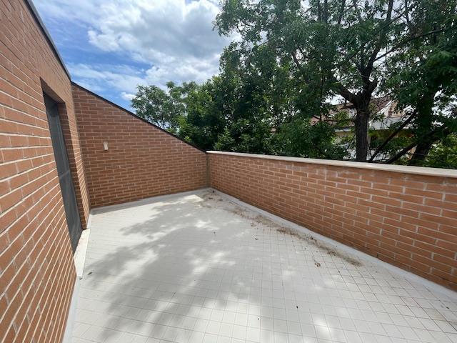 Image No.31-4 Bed Country House for sale