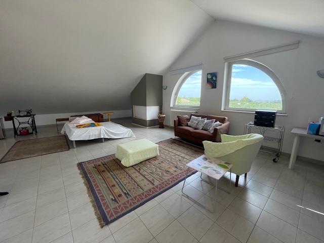 Image No.32-4 Bed Country House for sale