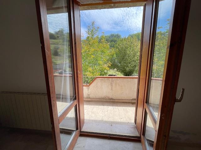 Image No.20-Maison de campagne de 6 chambres à vendre à Bisenti