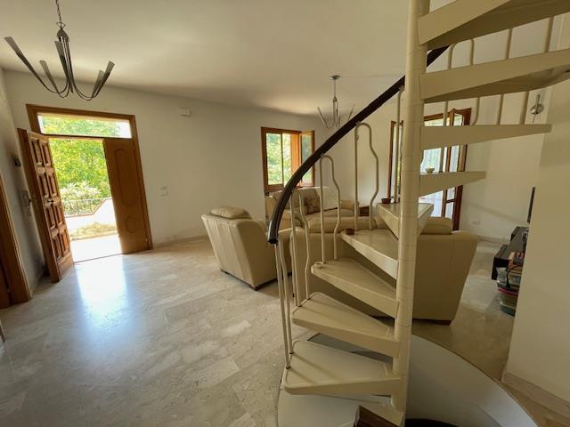 Image No.29-Maison de campagne de 6 chambres à vendre à Bisenti