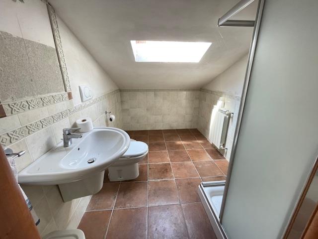 Image No.35-Maison de campagne de 6 chambres à vendre à Bisenti